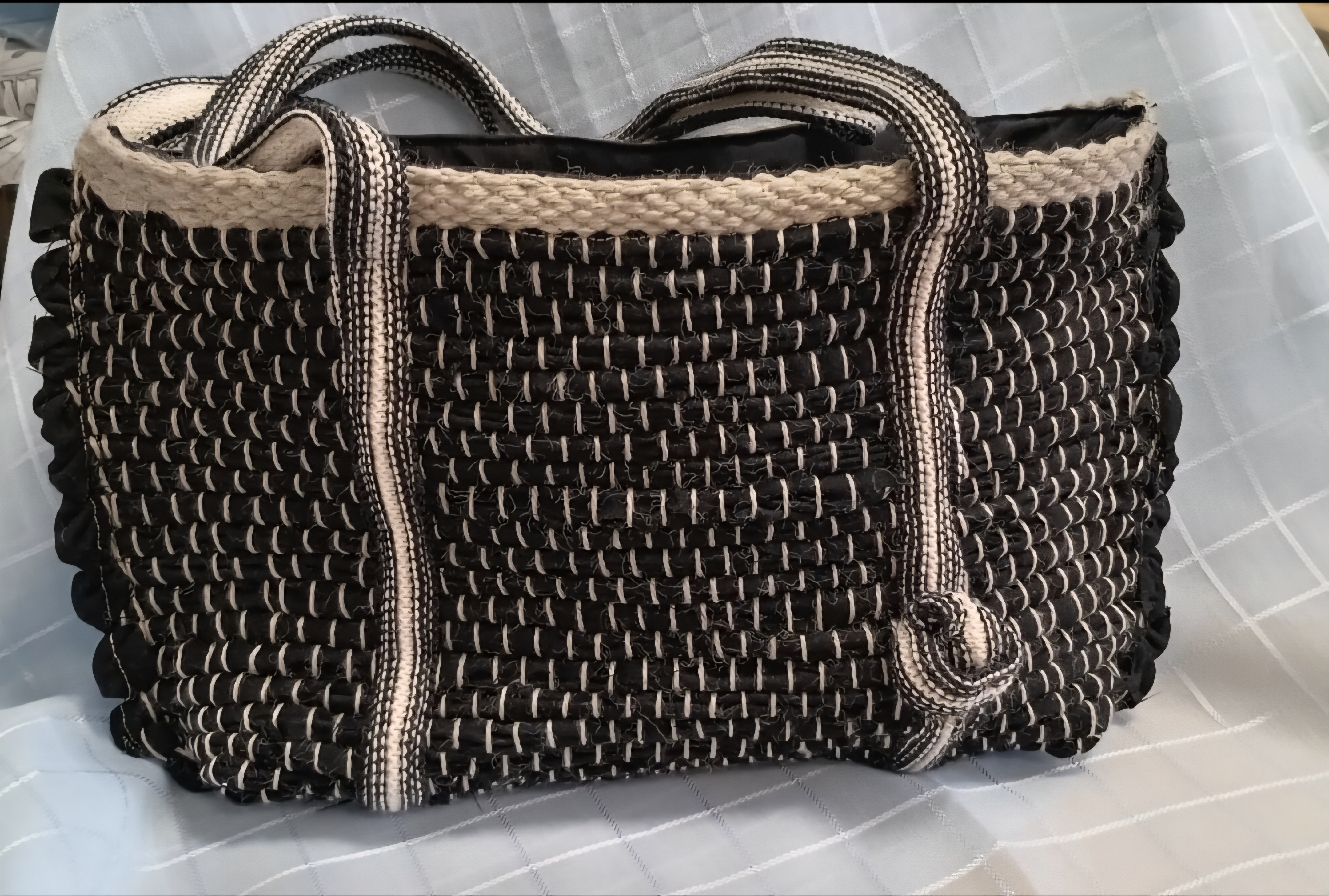 Tasche "NOTTE" Nr. 114/25 in recyclete Baumwolle, Farbe Schwarz